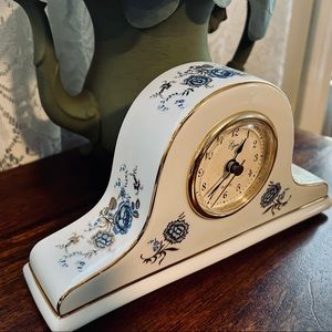 VTG Mantle Clock